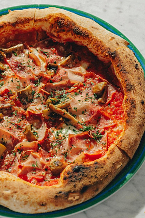 Pizza Ham and mushrooms / Խոզապուխտ և սունկ